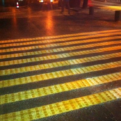 배터리 운전 열 플라스틱 노이즈 구부러진 선 도로 표시 기계